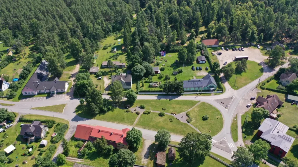 Kuusalu keskväljaku praegune droonivaade